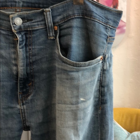 Very well worn Levi’s 510 skinny jeans. 34x30 - Picture 7 of 13